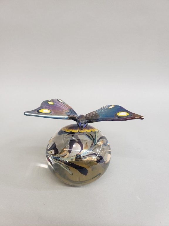 153 - Lot 470 - Signed Stuart Abelman art glass sculpture.jpg