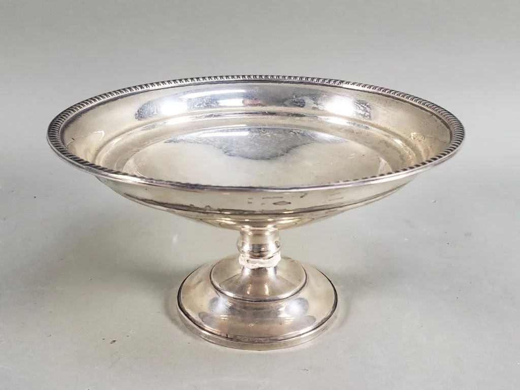 190_Lot_352_Sterling_silver_weighted_compote.jpg