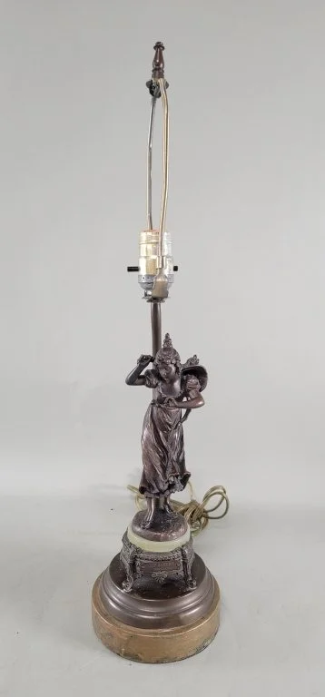 192_Lot_609_Antique_French_bronze_figural_table_lamp.jpg