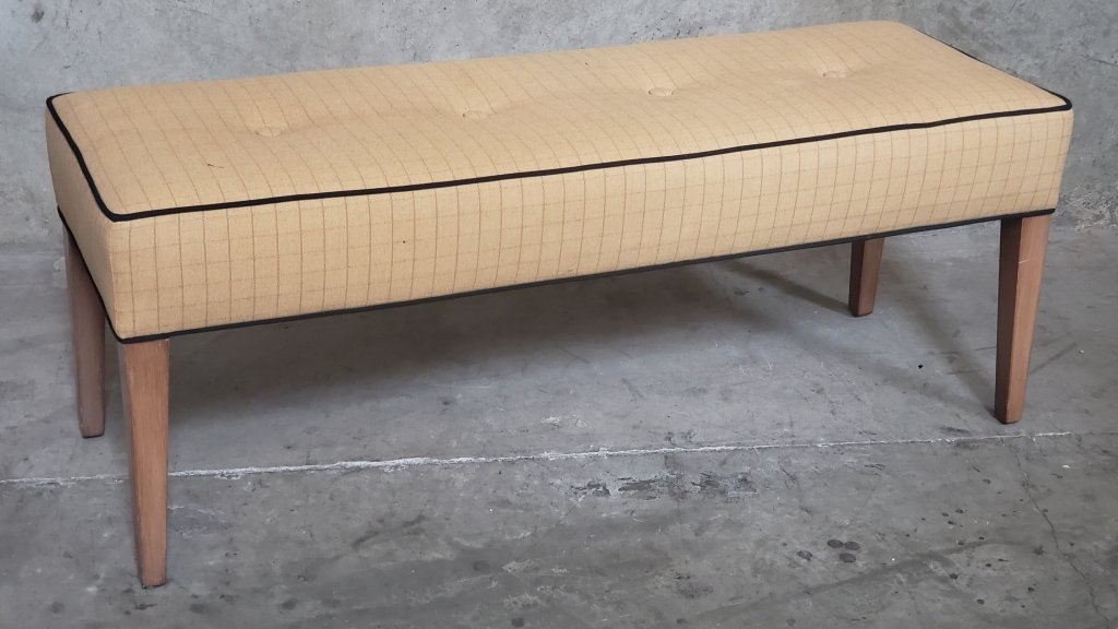 161_Lot_213_Contemporary_upholstery_bench.jpg