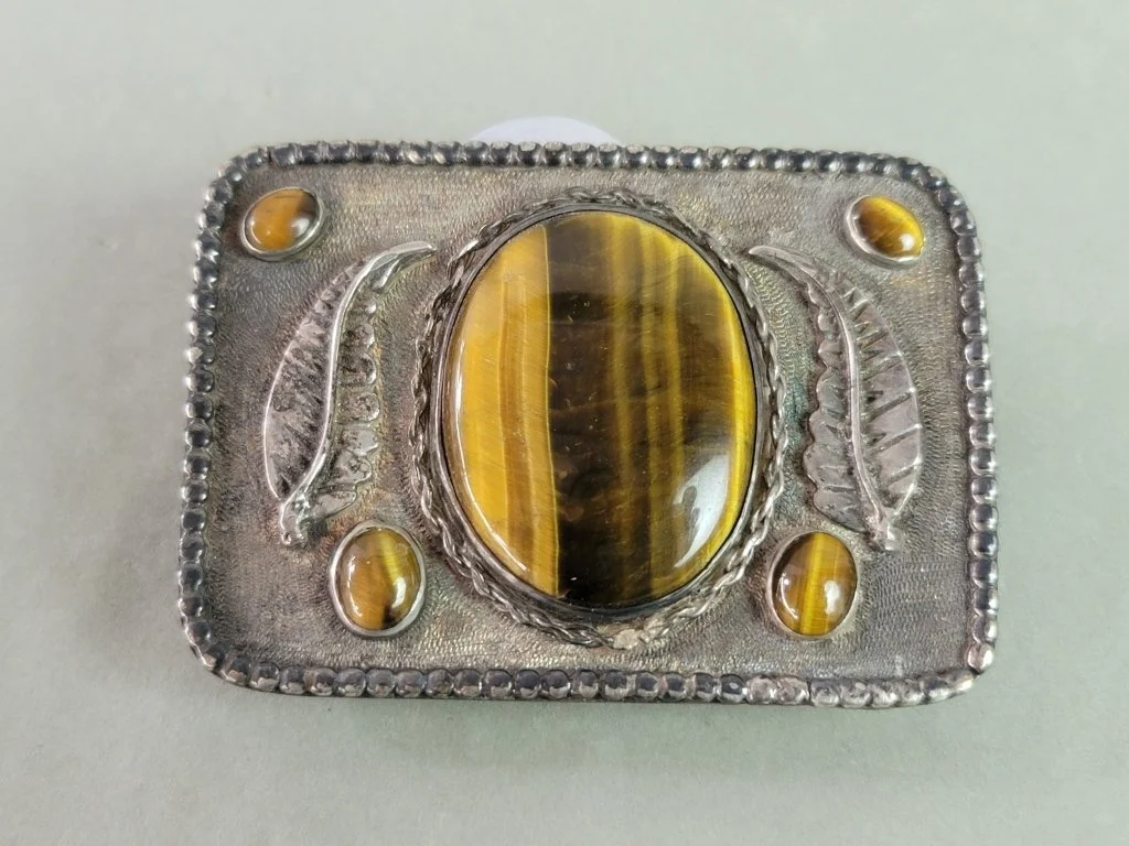 133_Lot_581_Sterling_silver_and_tiger's_eye_belt_buckle.jpg