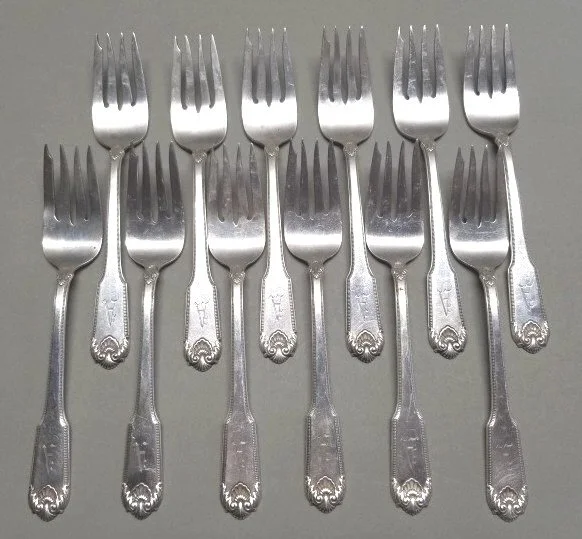 013 - 11 12 International sterling dessertsalad forks.jpg