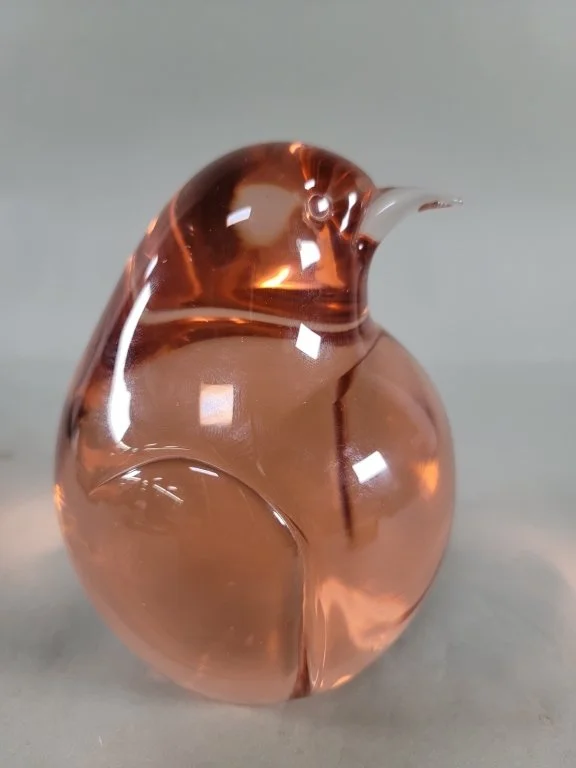 37 Seguso Av hand blown penguin figure.jpg