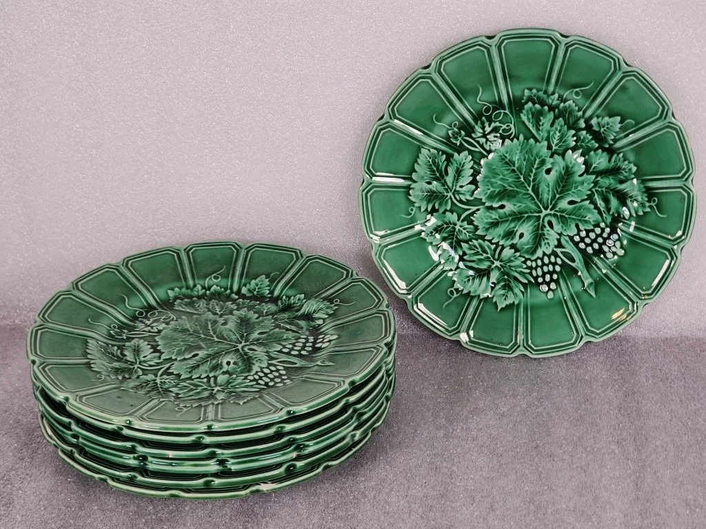 123 - 313h 8 Sarreguemines France majolica plates.jpg