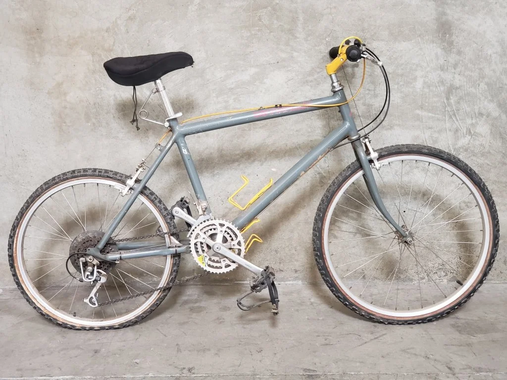 075_Lot_99_Cannondale_15-speed_bike.jpg