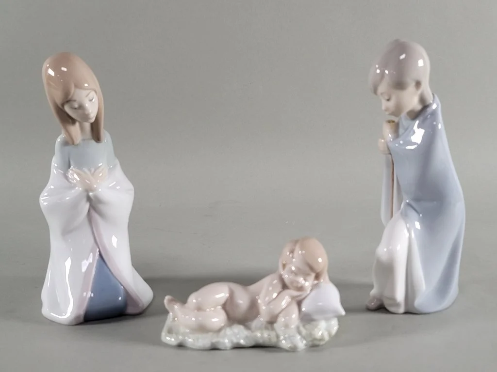 109 - Lot 448 - Three Lladro porcelain figurine.jpg