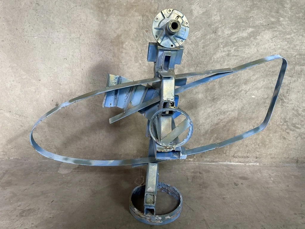 134 - Lot 52 - Abstract metal sculpture.jpg