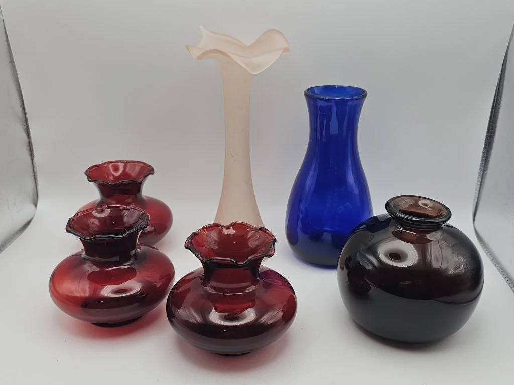 187 - Lot 418h - Group of vintage hand-blown and Silvestri.jpg