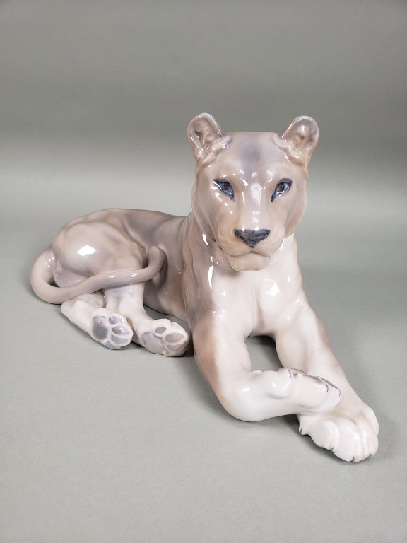 172 - Lot 41 - Royal Copenhagen porcelain lioness figurine.jpg