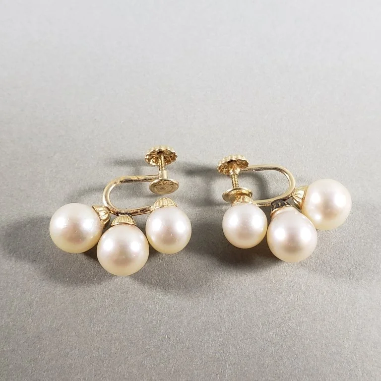 018_Lot_487_14K_gold_earrings_with_pearls.jpg