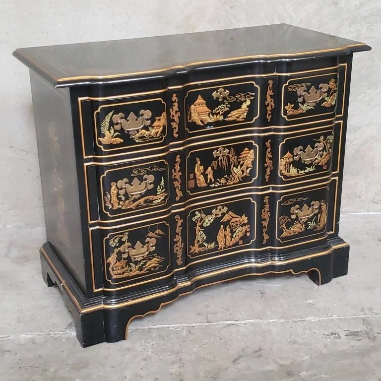 087_Lot_163_Drexel_black_lacquered_3-drawer_chest.jpg