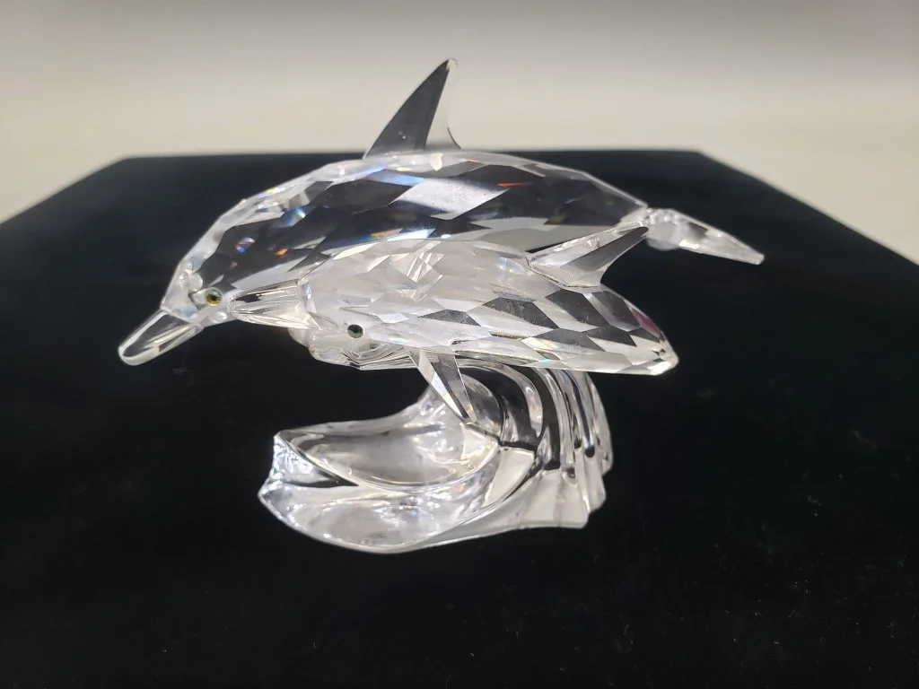078_Lot_11_Swarovski_Crystal_dolphin_figurine.jpg