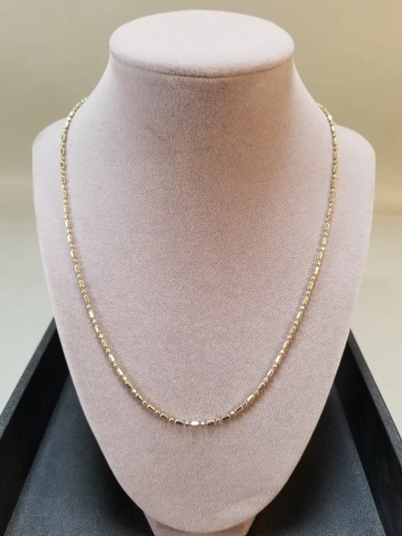 035_Lot_164_14k_Italian_dash_and_dot_chain_necklace.jpg