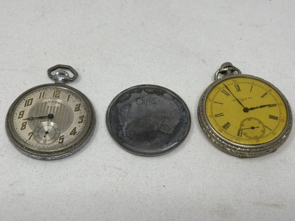 104 - Lot 108 - Pair of pocket watches.jpg