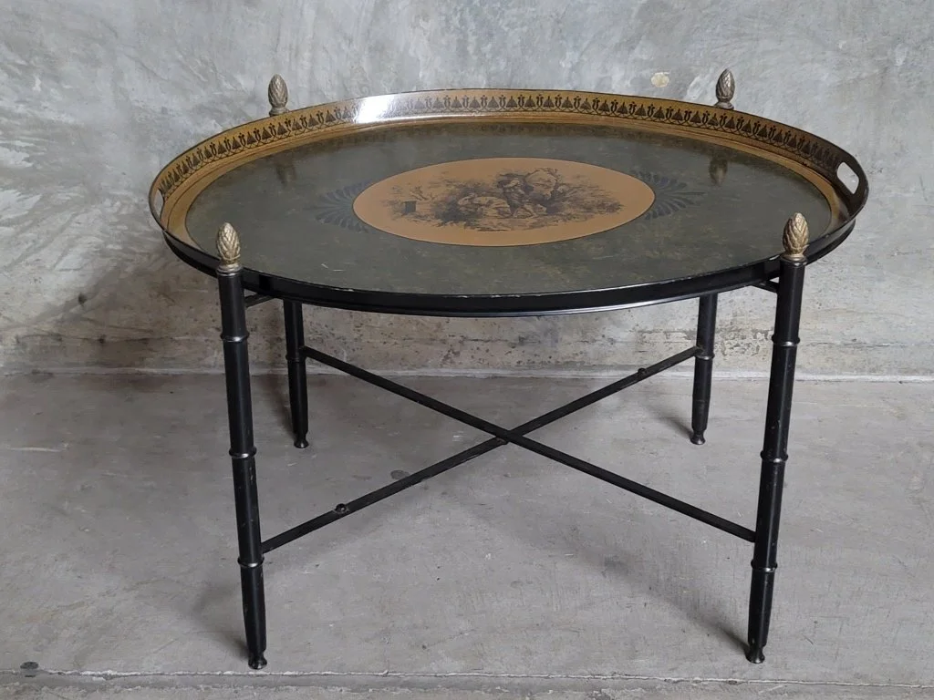 189_Lot_534_Vintage_Italian_metal_coffee_table_with_oval.jpg
