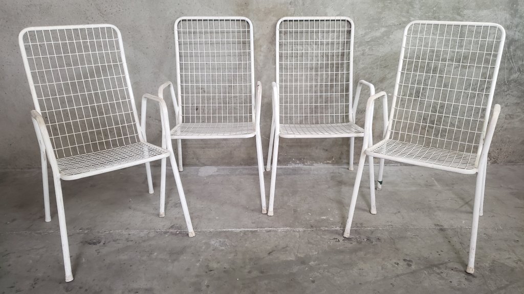 085 - 434 4 Mid-century modern wire mesh metal armchairs.jpg