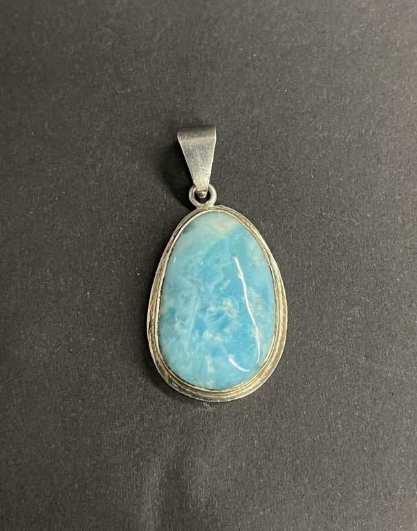 142 - Lot 445h - Vintage sterling silver and larimar pendant.jpg