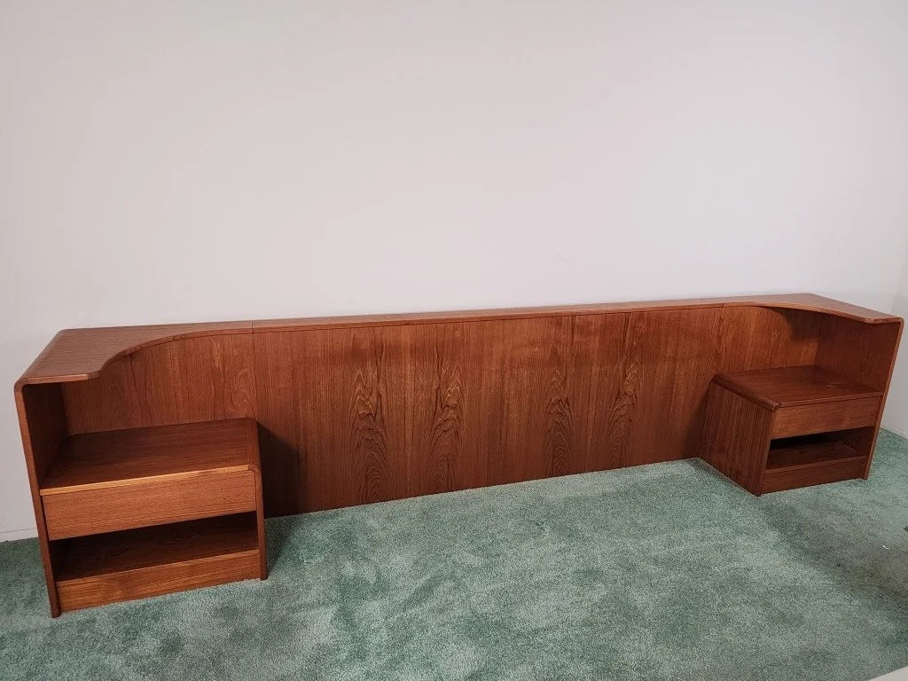 022 - 343h Mid-century Vinde Mobelfabrik Danish headboard.jpg