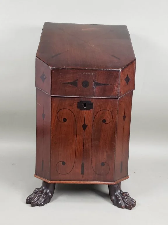 078_Lot_179_Antique_George_III_style_mahogany_inlaid_knife_box.jpg