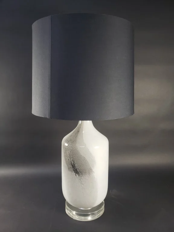173_Lot_362_Modern_glass_and_acrylic_table_lamp.jpg
