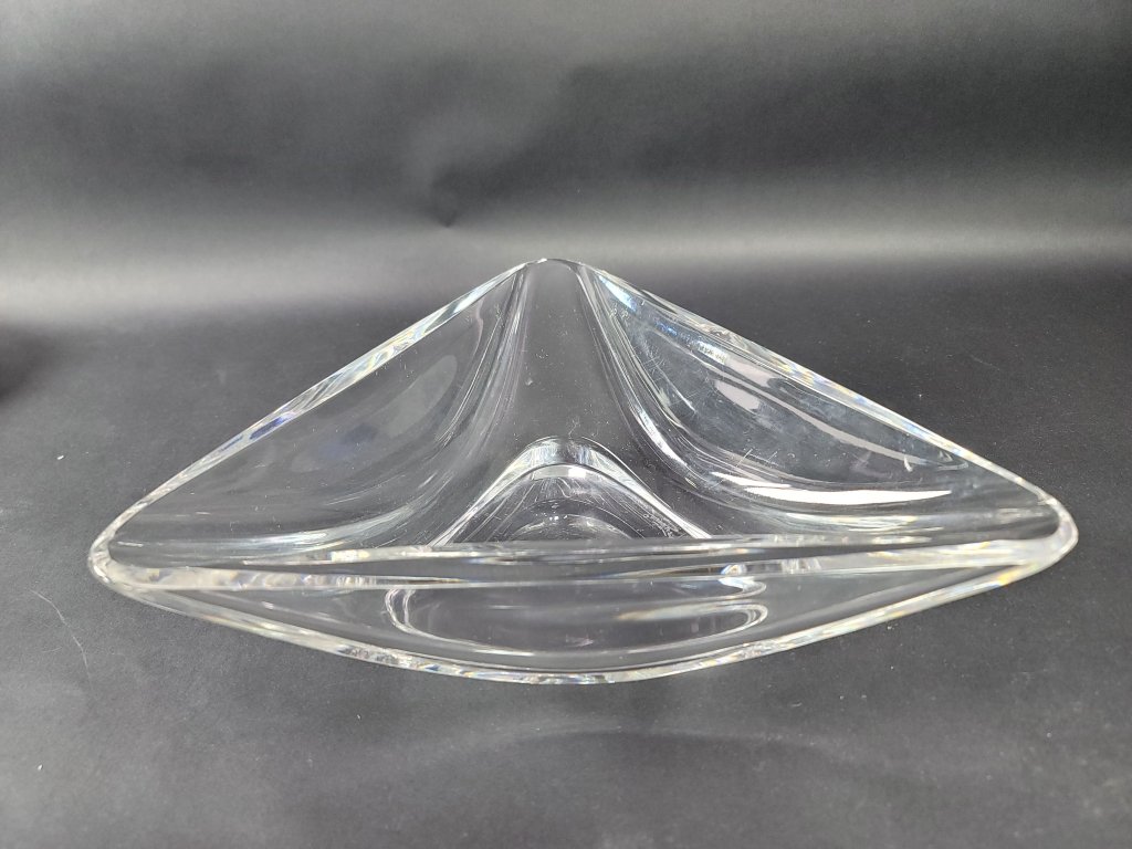 505 Val St. Lambert crystal triangle form bowl.jpg