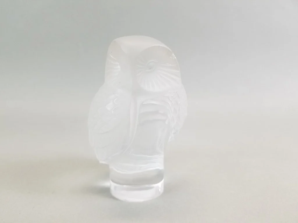 041 - Lot 560 - Lalique crystal owl figurine.jpg