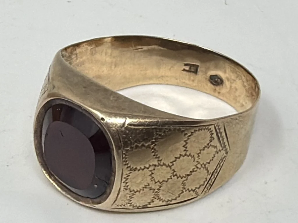 028 - Lot 15 - Victorian 14k gold ring.jpg