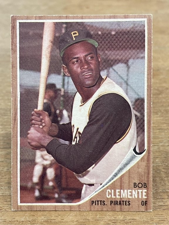 127 - 425h 1962 Topps Roberto Clemente baseball card.jpg