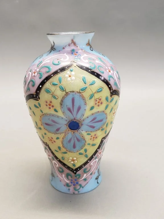 199_Lot_311_Antique_Victorian_enameled_glass_vase.jpg