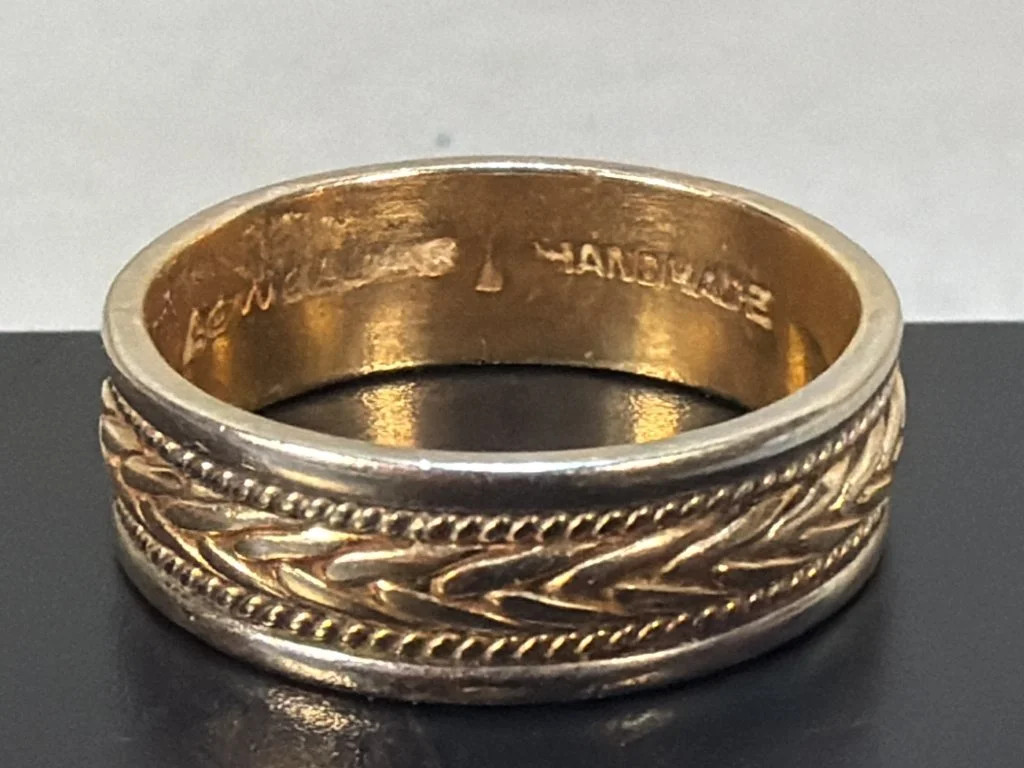 036_Lot_83_14k_handmade_gold_ring.jpg