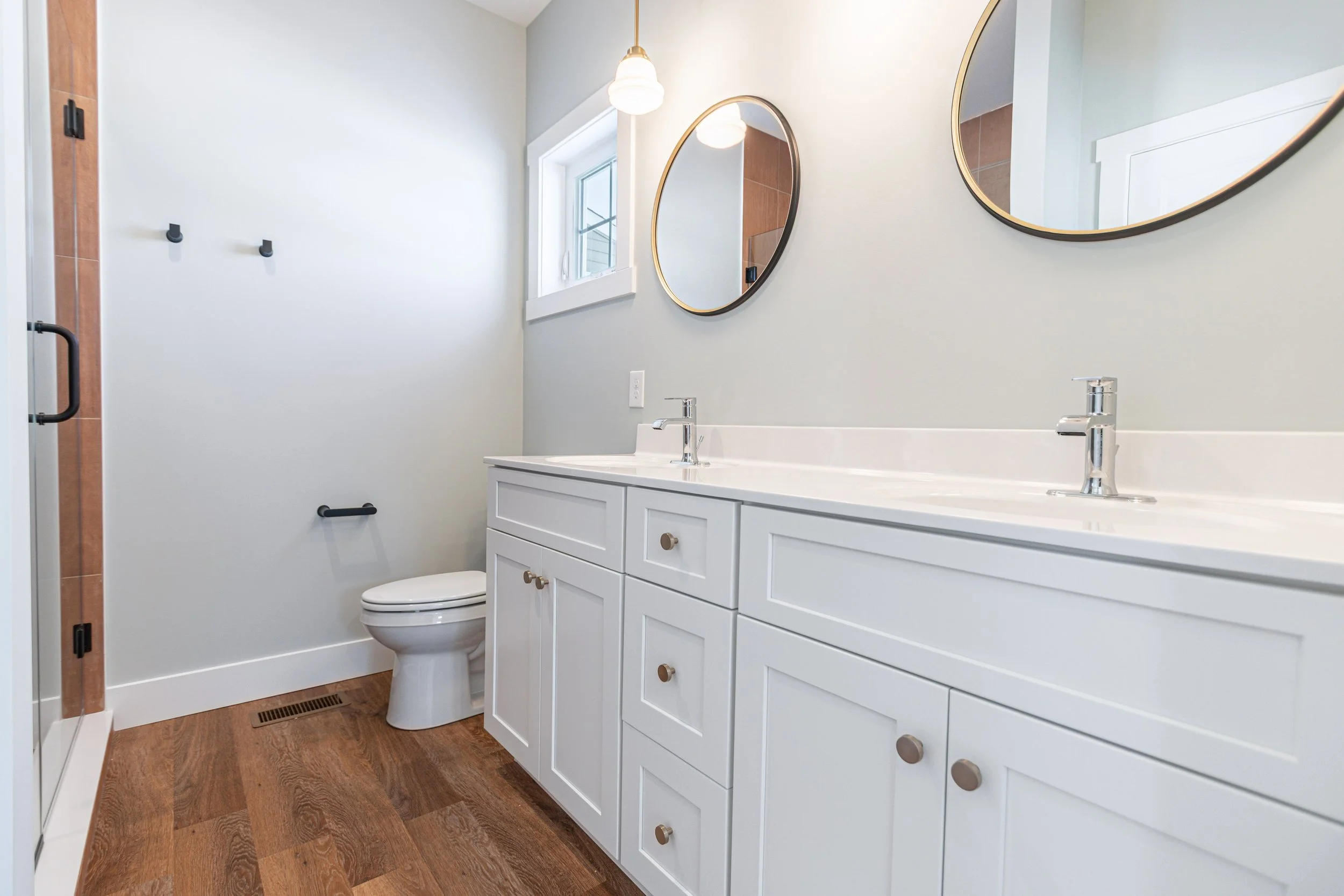 I-1.jpg