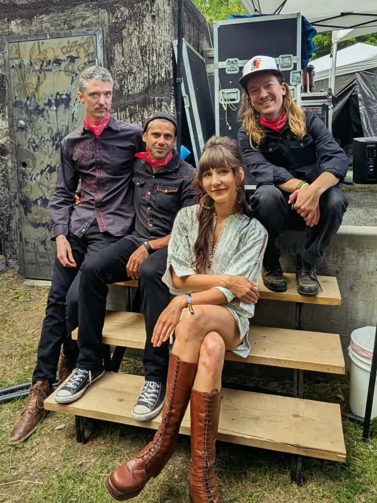 A weekend to remember. &lt;3
Thank you @kaslojazz for putting together this incredible festival each year. This end of the lake sure does leave you feeling restored. 

Feeling immensely grateful for the opportunity to showcase my creative expression,