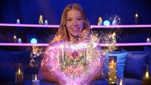 'FORTUNE TELLER' LOVE ISLAND USA