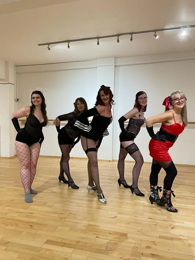 Burlesque Class York sexy ladies dancing