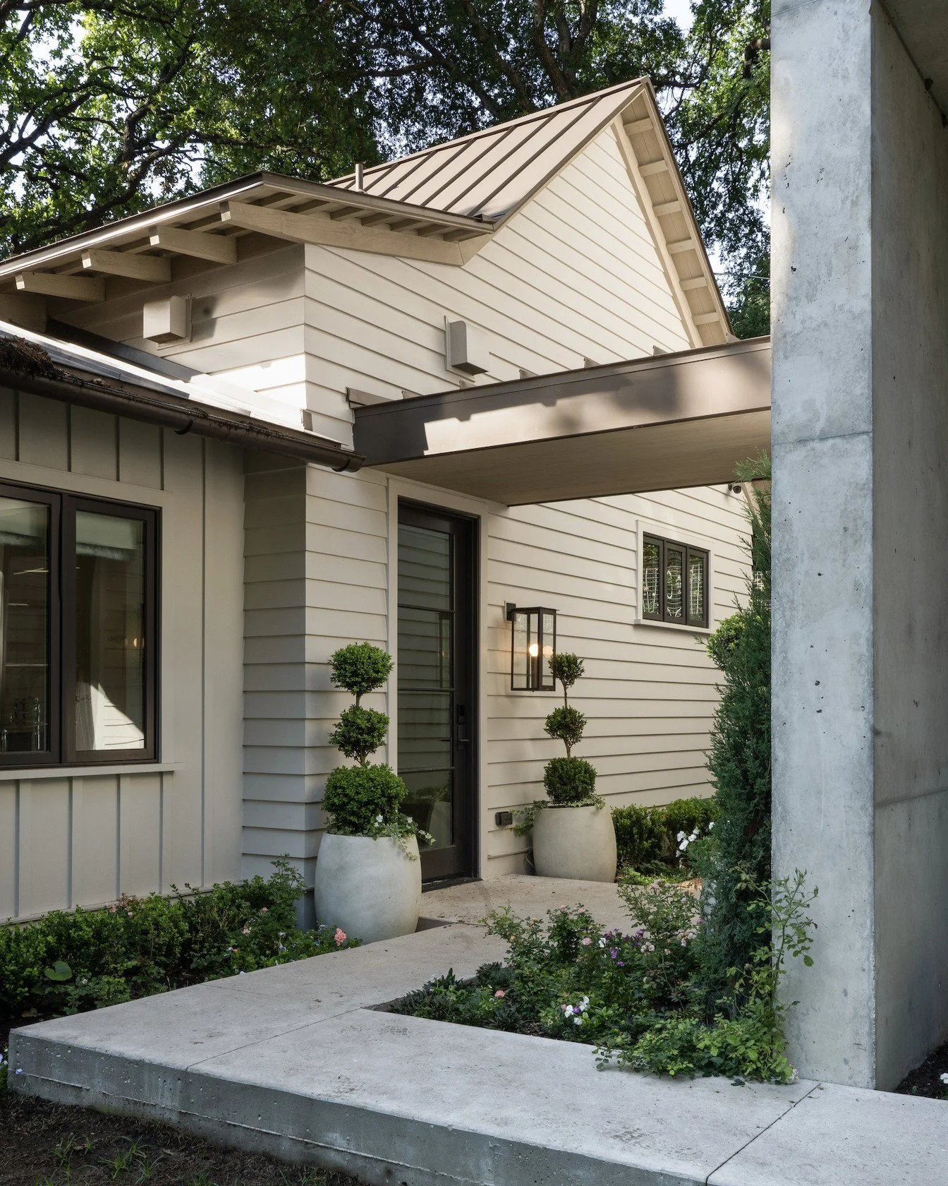 A fresh perspective and a warm welcome to the year ahead. We are so grateful for the homes we&rsquo;ve helped shape in 2025 and can&rsquo;t wait to see the stories that unfold in the next chapter. Cheers to a beautiful and inspired New Year.