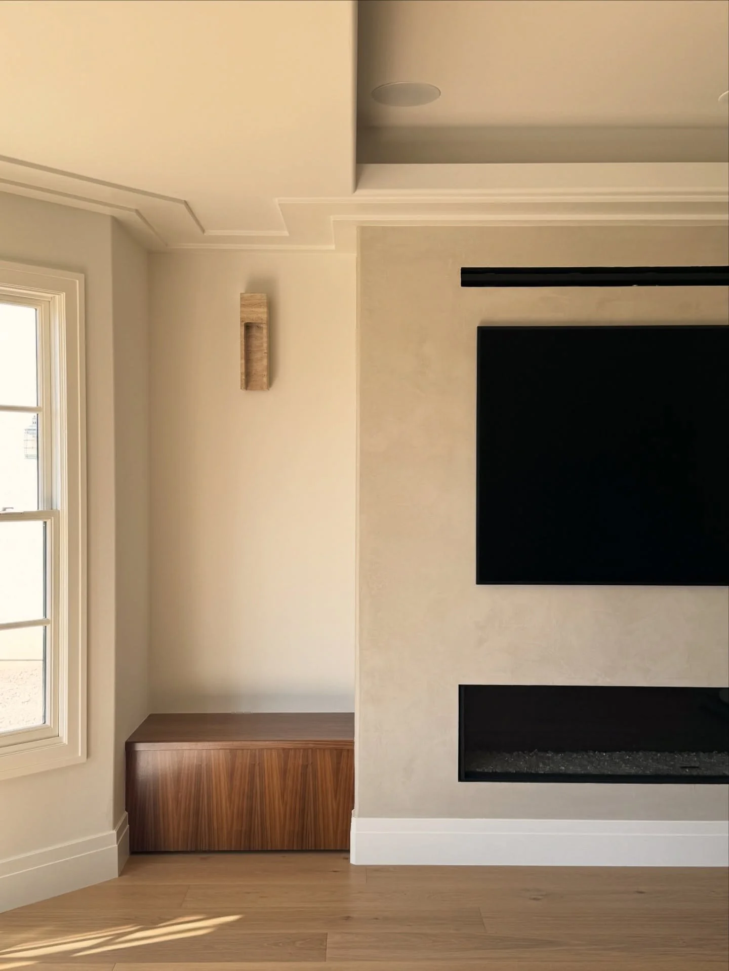 We aim for our project spaces to feel complete and balanced, well before the art is hung and rugs placed. Loving this little situation here&hellip;
.
.
.
.
.
.
.
#fireplacewall #plasterwalls #crownmolding #modernfireplace #walnutcabinets