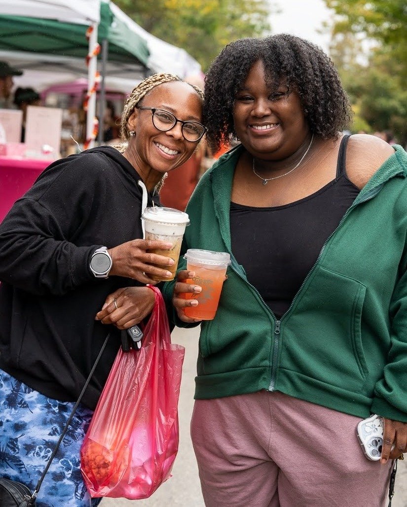 Market on Canal returns Sunday, May 3 (9 AM - 3 PM) in downtown Lemont! 🌼

Our favorite annual vendor market hosted by @mabelsmarket is back and bigger than ever with 60+ small business vendors, food, drinks, and live music. Spend your Sunday stroll