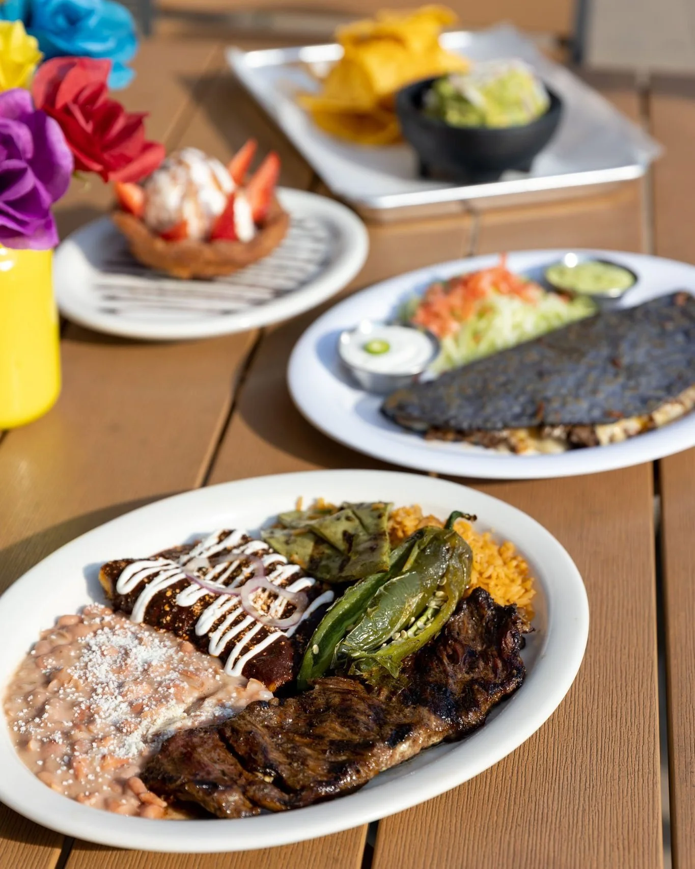 Celebrate Cinco de Mayo in Lemont! Enjoy all-day specials at @morenos_lemont including $6 margaritas, $4.50 tacos and Molcajete Especial or join @mysouthernish and @pollyannasocial for &ldquo;Cinco &amp; Shake.&rdquo; Learn to mix, build, and taste y