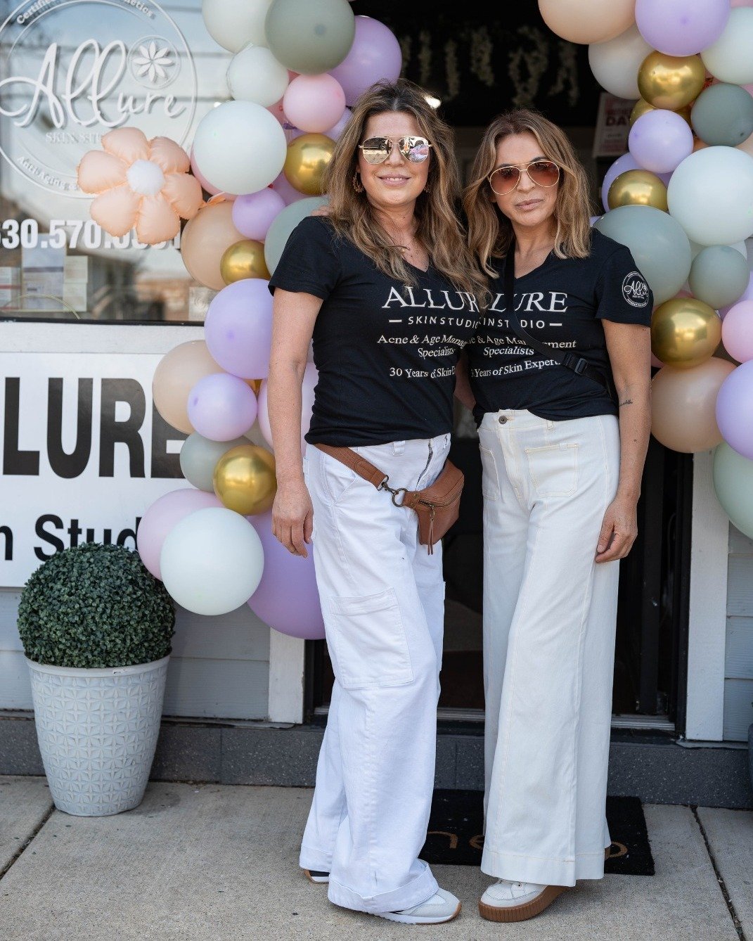 A fun and busy day in Lemont Downtown, including the Moms, Beauty &amp; Wellness Walk hosted by the Allure sisters! The afternoon was filled with amazing products, treatments, samples, demonstrations, and special offers at every stop. Thanks to the h