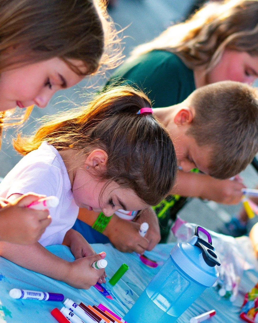 If you&rsquo;re making your way to the Sunset Soiree or Lemont Cruise Nights  next week, the @hopeandfriendship Foundation has a few upcoming outreach opportunities that make it easy to get involved, support local causes and spread a little kindness.