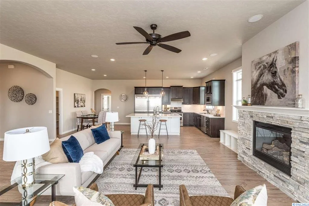 Oasis "Dijon" plan; West Richland, WA