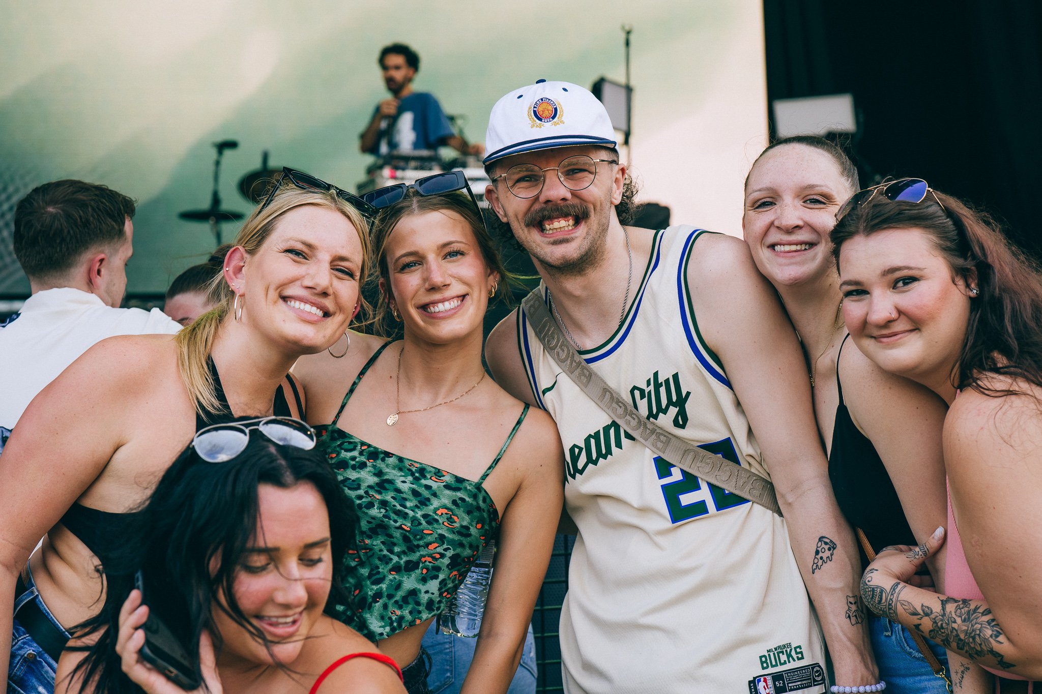 62125_ML_CrowdShotDay.jpg