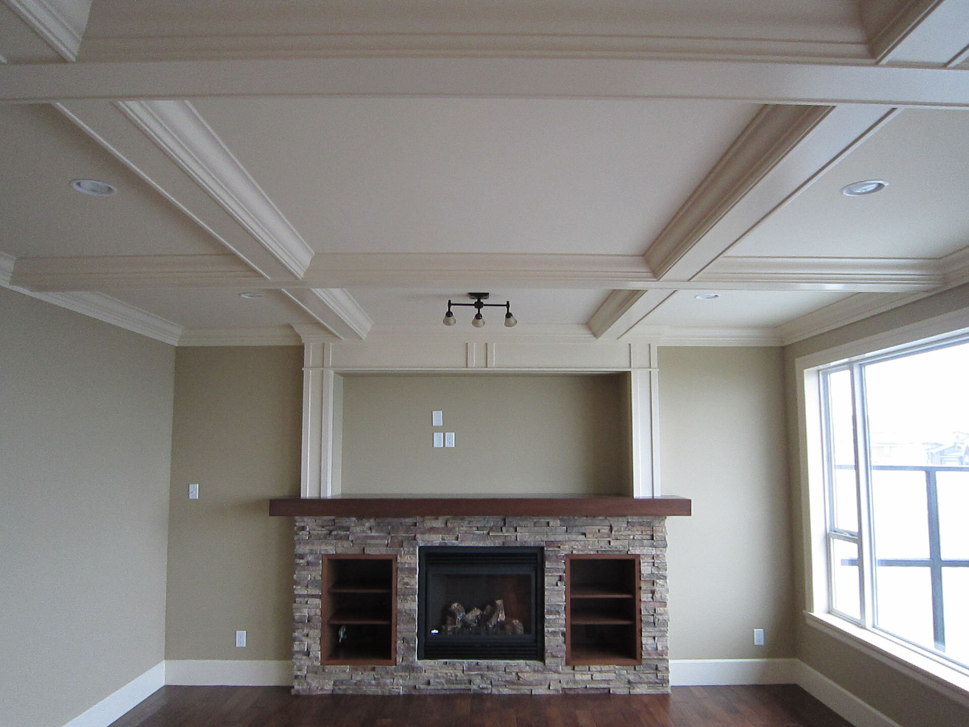 millwork-finishing-and-painting-abbotsford-bc10.jpg