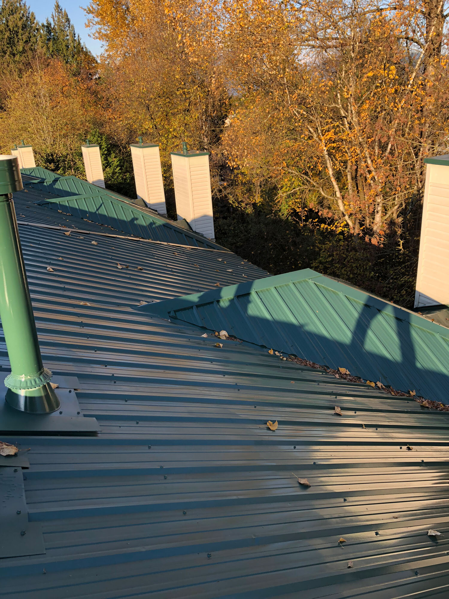 repainting-tin-roof-abbotsford2.jpg