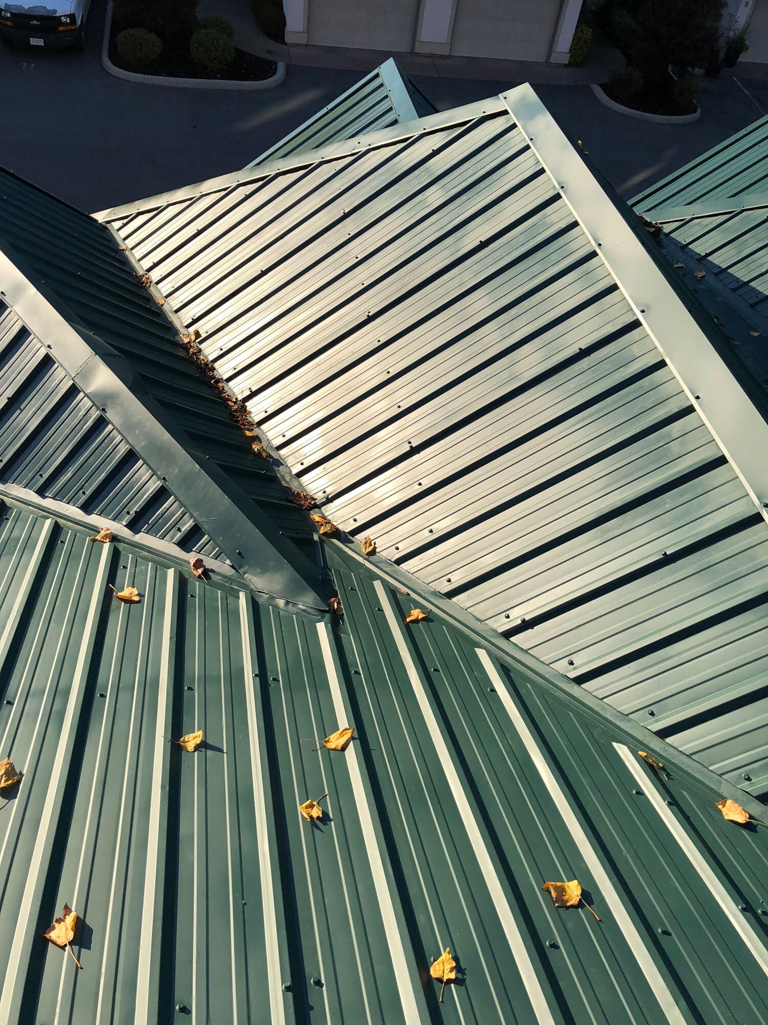 repainting-tin-roof-abbotsford5.jpg