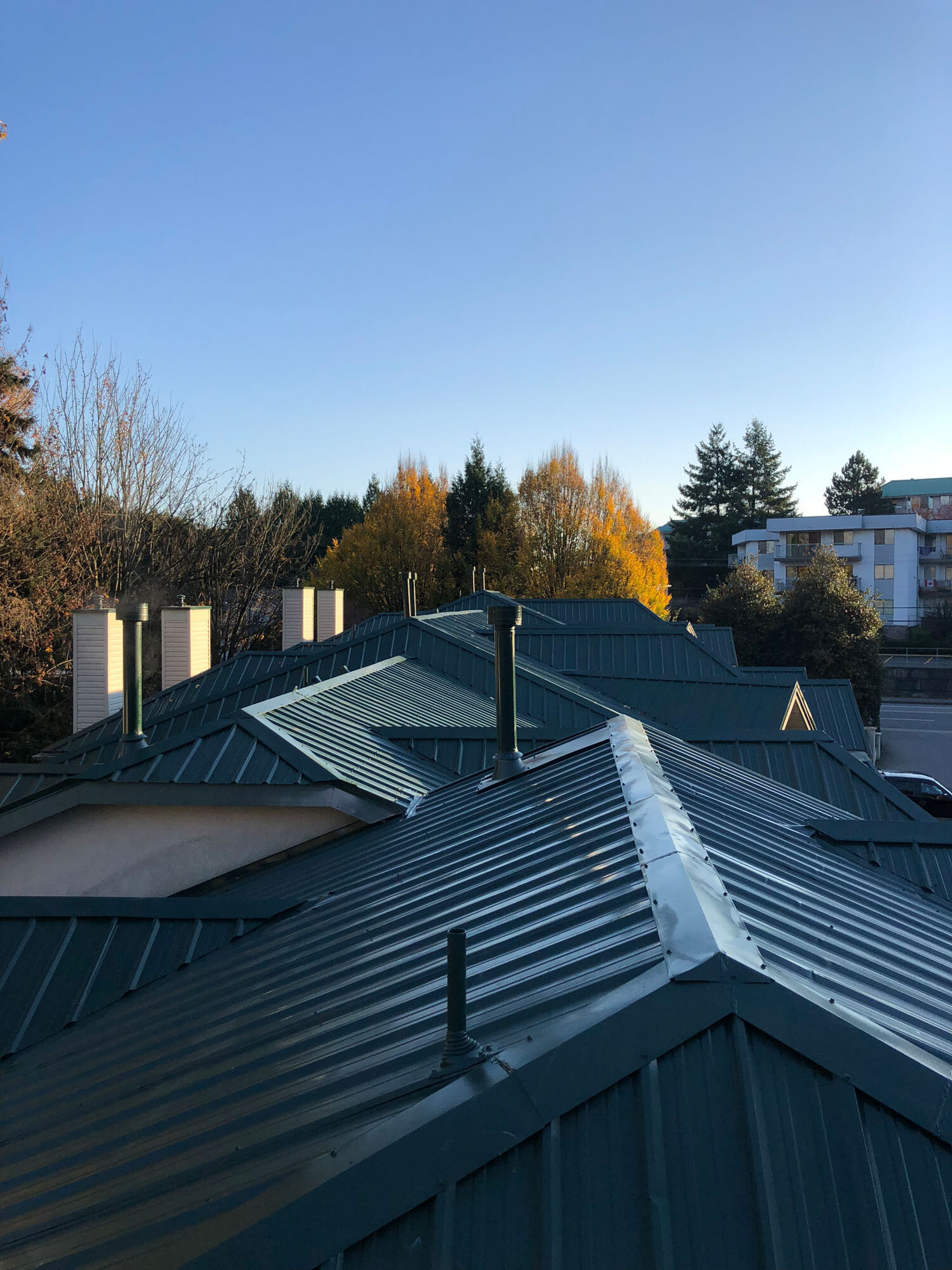 repainting-tin-roof-abbotsford11.jpg