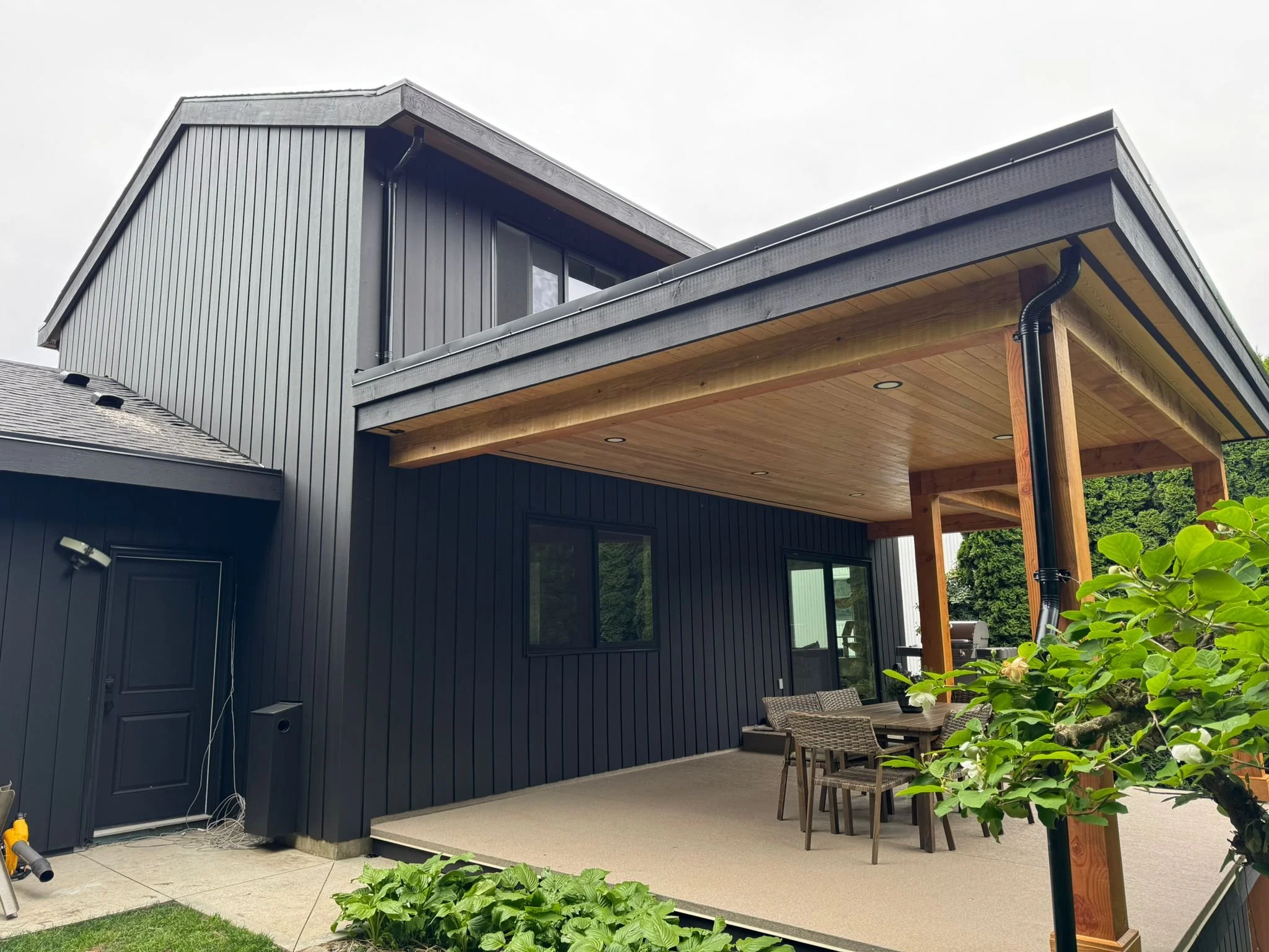 How Moisture and Cold Affect Paint: What You Need to Know in November