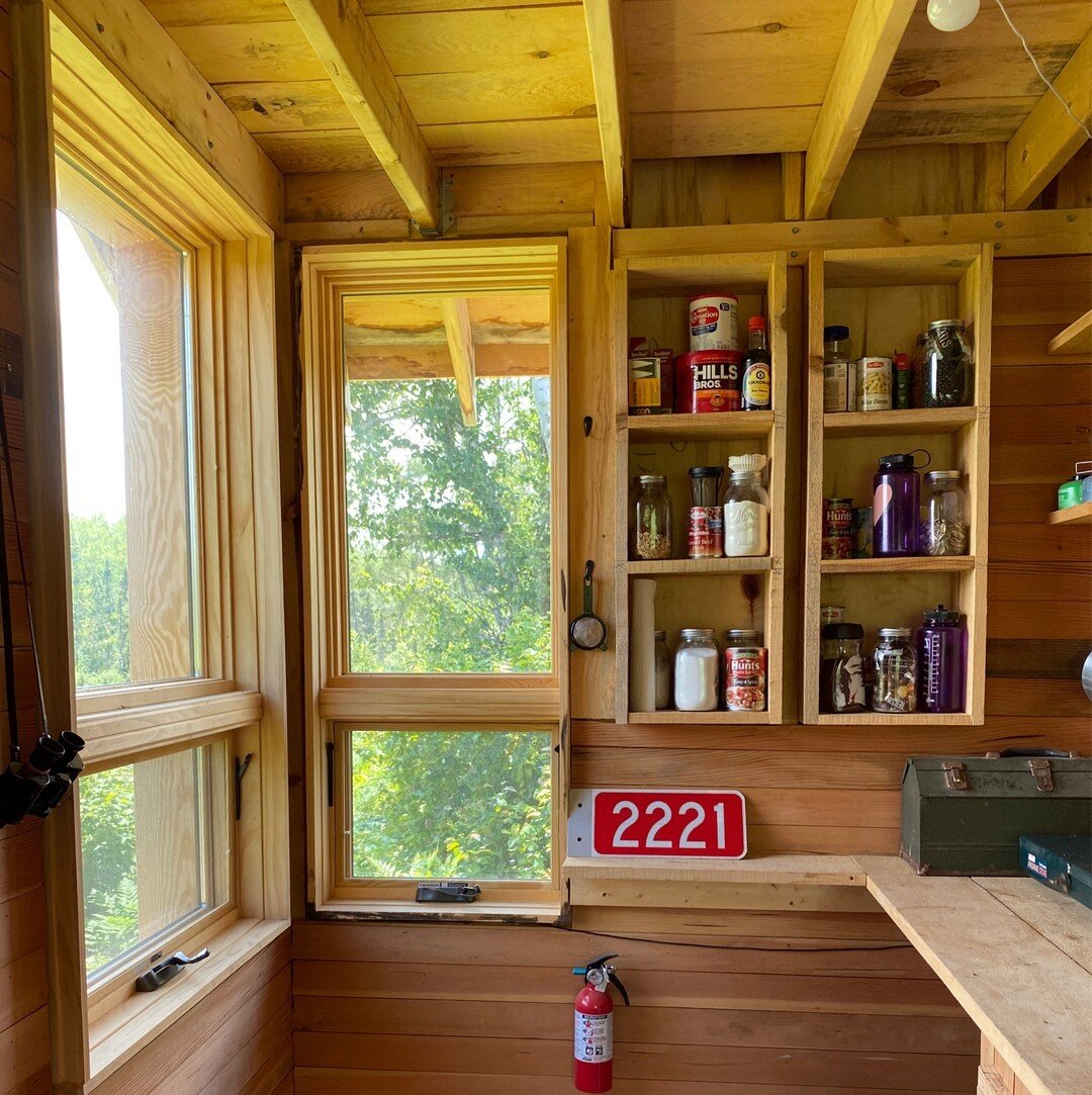Interior of #ere_cabinsquared . These windows connect the kitchen area with the exterior. Simple and clean. ⠀⠀⠀⠀⠀⠀⠀⠀⠀
.⠀⠀⠀⠀⠀⠀⠀⠀⠀
.⠀⠀⠀⠀⠀⠀⠀⠀⠀
.⠀⠀⠀⠀⠀⠀⠀⠀⠀
 #ere_cabinsquared #elymn #ely #onlyinmn #exploremn #offgrid #erearchitecture #architecture #design