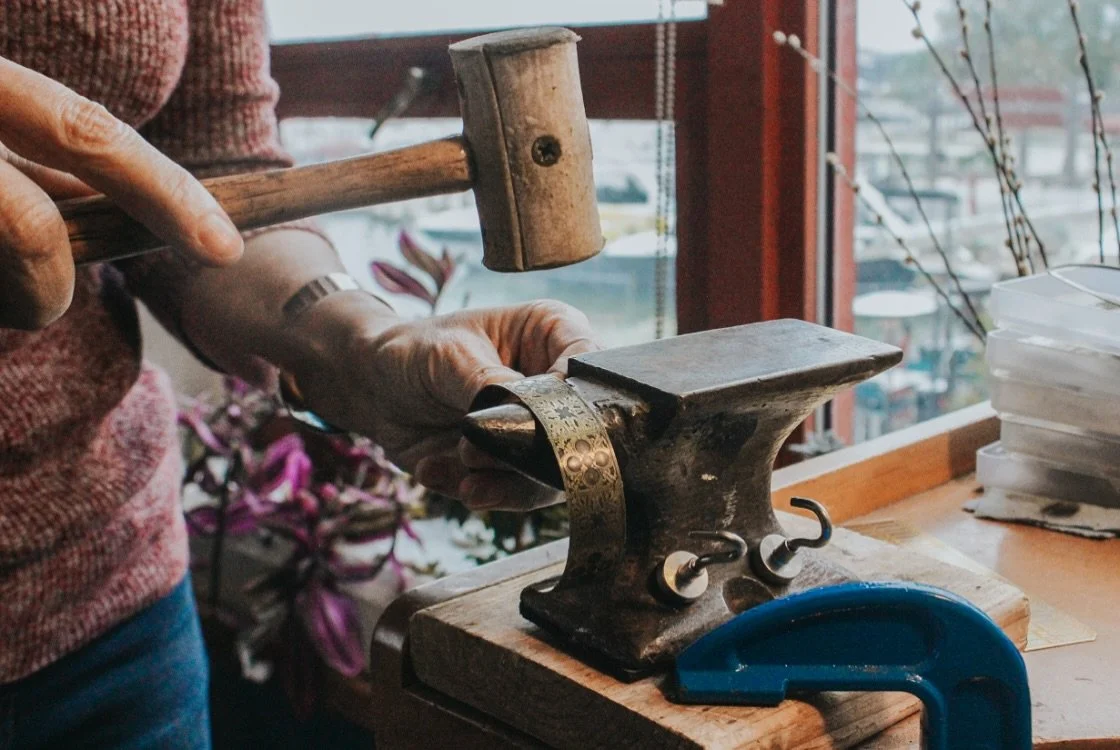 Every time you choose to shop small, you&rsquo;re supporting a real person &amp; not a corporation. You&rsquo;re fueling someone&rsquo;s dream, keeping craft alive, and helping a tiny studio like mine to keep creating.

Thank you for choosing handmad