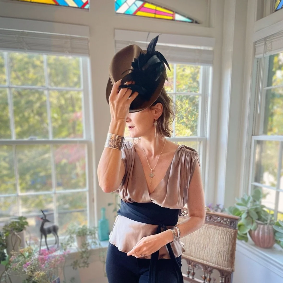 Last day for my Small Business Sale! (But no pressure, right? 😂) Enjoy 15% off today with GRATEFUL15.  Hope the season has been bright!✨